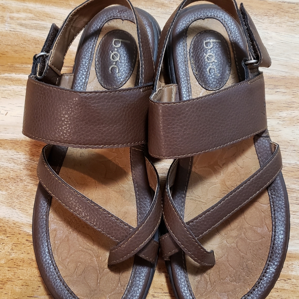 Sandal